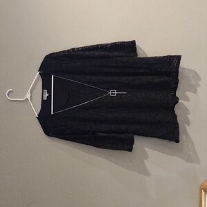 JM Collection women's large black lined knit top w/detachable silver necklace‎
